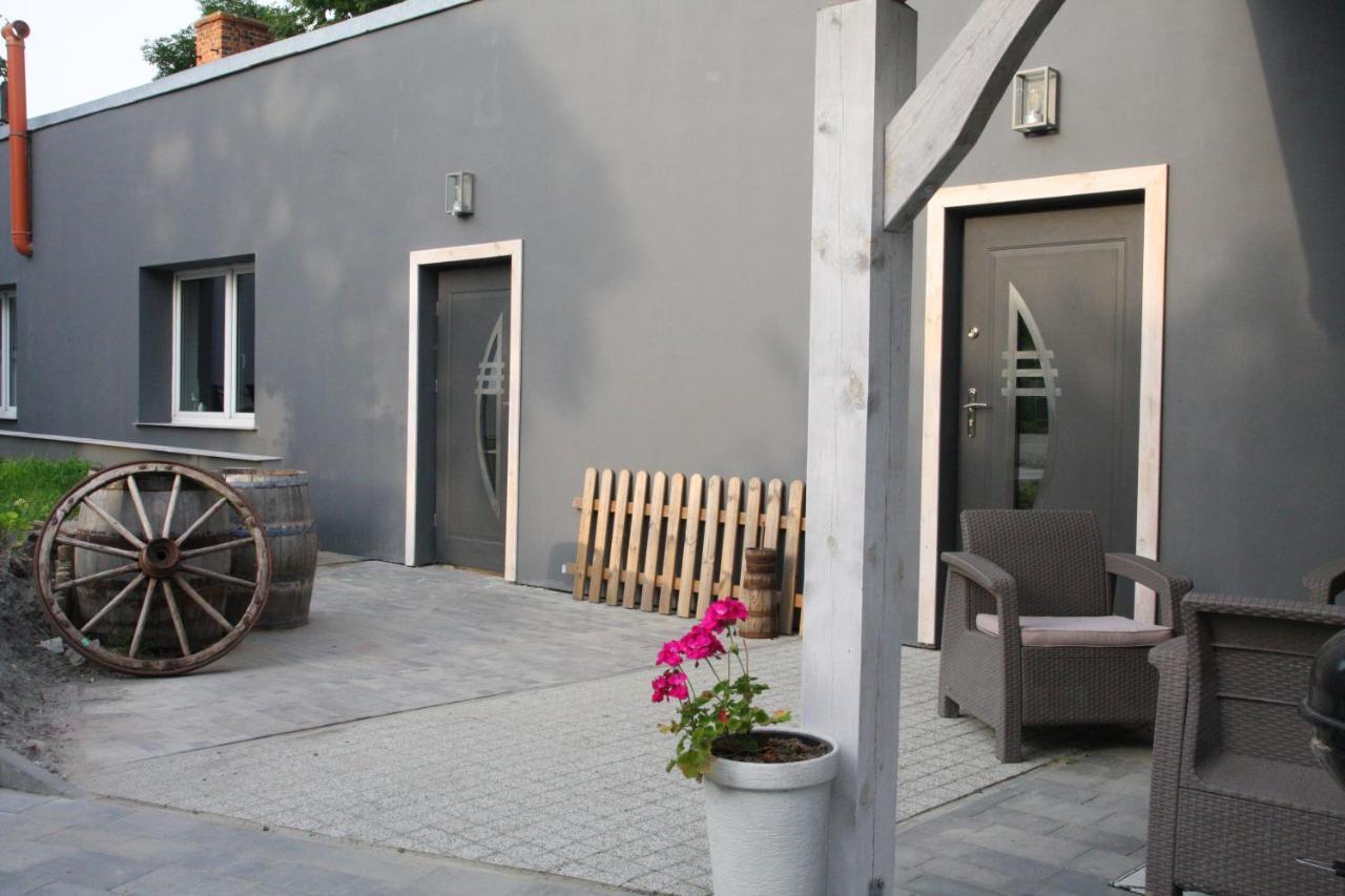 Apartament Dla Pary Stara Szkola Weremowice Exteriör bild
