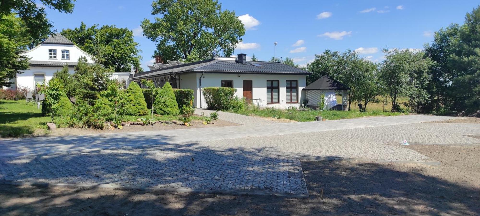 Apartament Dla Pary Stara Szkola Weremowice Exteriör bild
